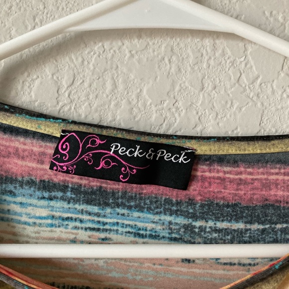 Woman’s multi-color Top - Picture 2 of 3